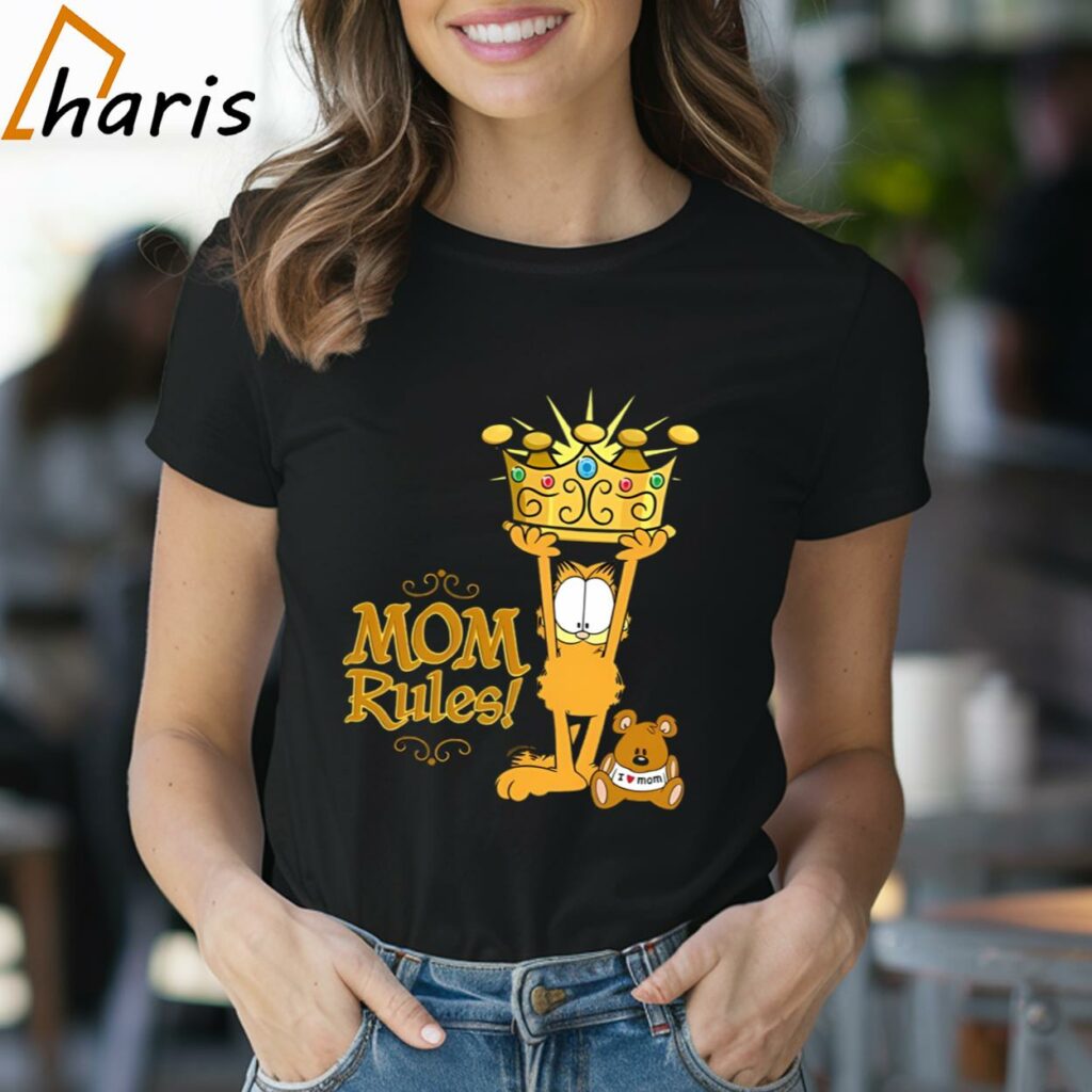 Mom Rules Garfield Mother's Day T-shirt