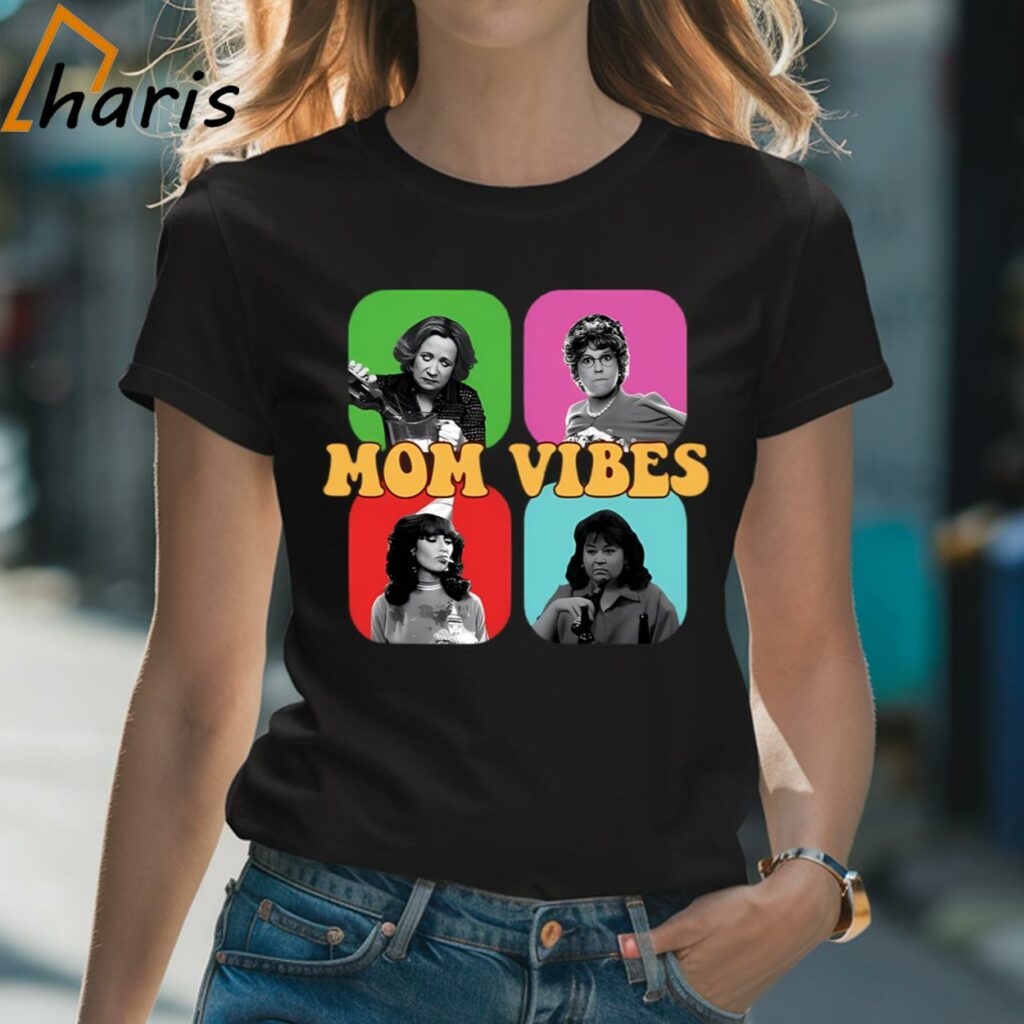 90's Mom Vibes Vintage Mom Life Mother Day T-shirt