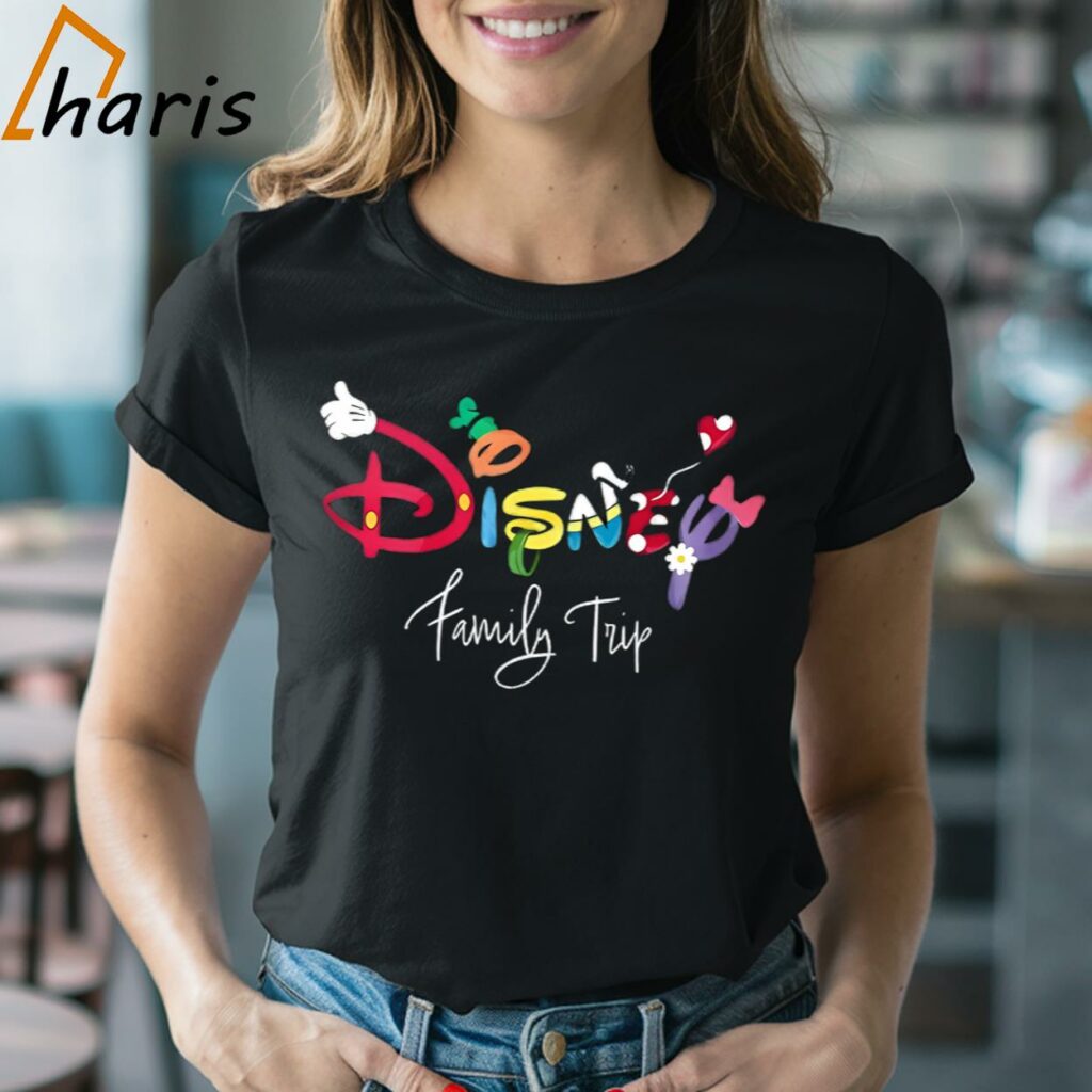 Mickey & Friends Disney Family Trip T-shirt