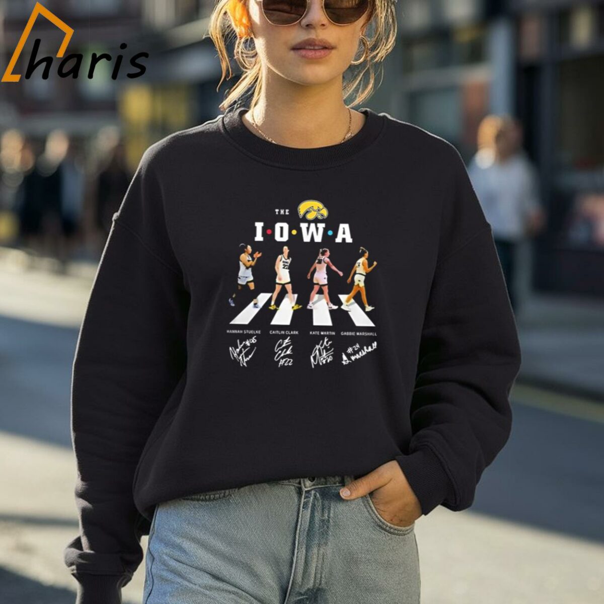 The Iowa Womens Basketball Abbey Road 2024 Signatures T shirt 4 Sweatshirt