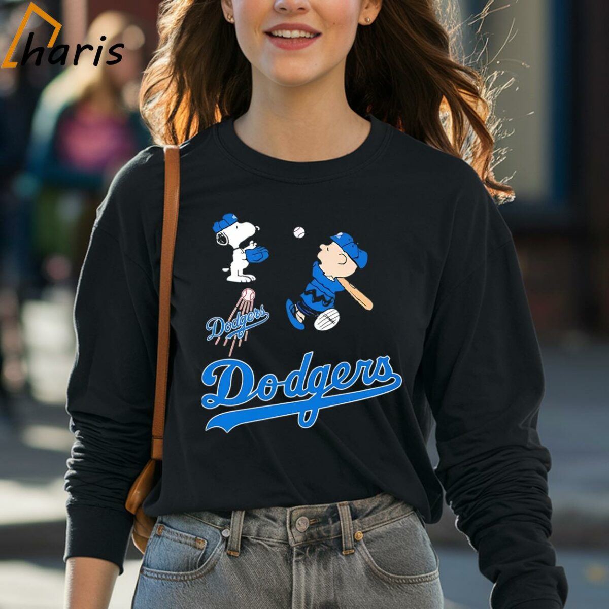 Snoopy And Charlie Brown Playing Baseball Los Angeles Dodgers Shirt 4 long sleeve shirt