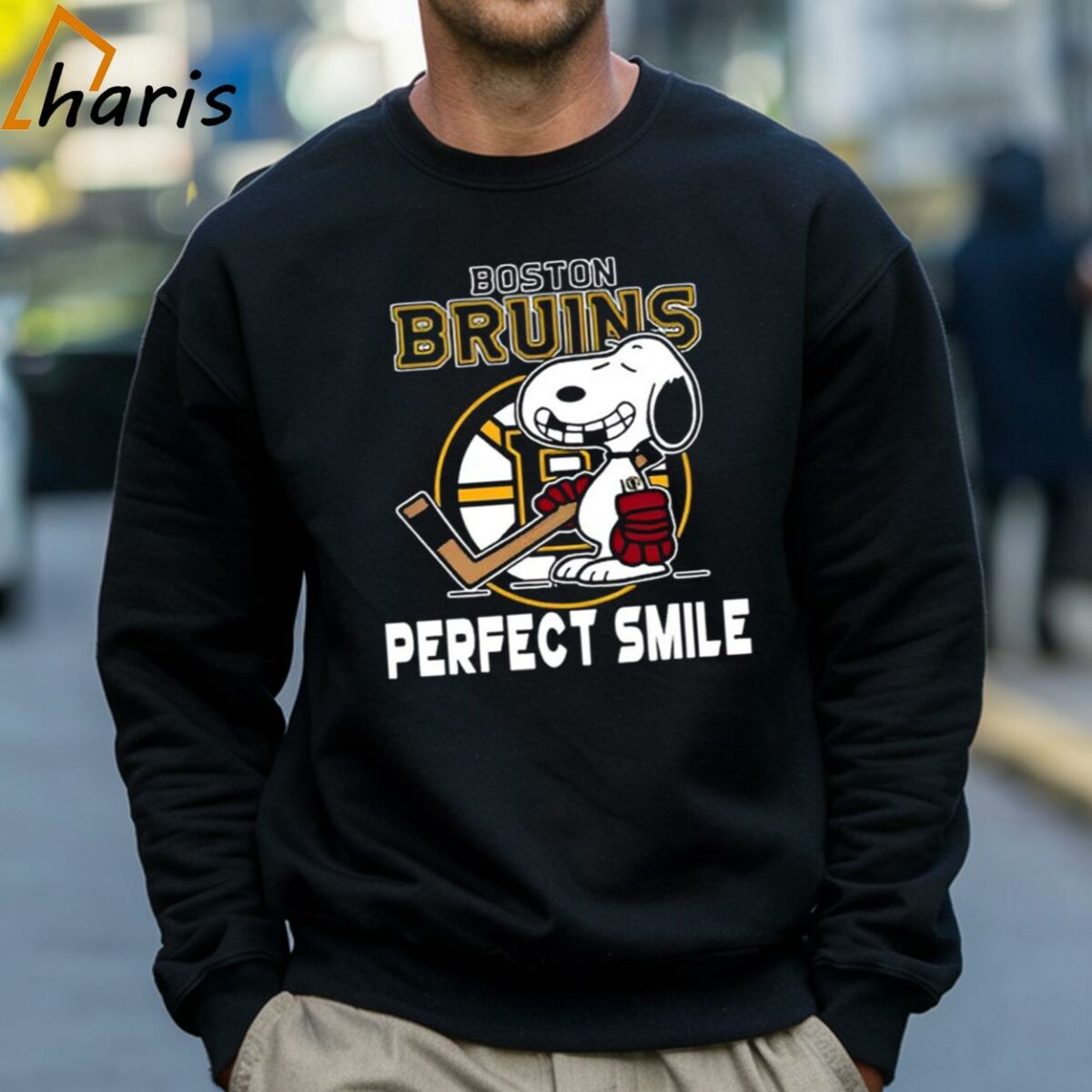 NHL Boston Bruins Snoopy Perfect Smile The Peanuts Movie Hockey T shirt 4 Sweatshirt