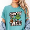 Grinchin for Treats T shirt Funny Halloween Grinch Trick or Treat Tee Spooky Grinch Halloween Shirt Grinch Costume Design 6